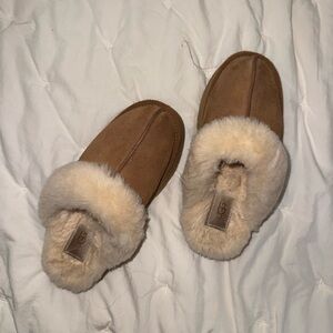 UGG Chestnut Shearling Lined Slipper Mule